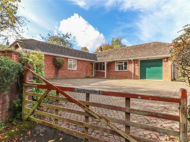Bungalow for sale in Barton Stacey, Hampshire
