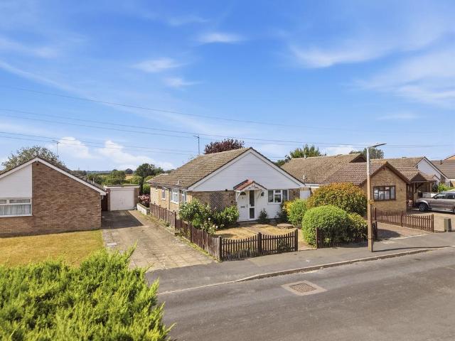 Bungalow for sale in Goffs Oak, Broxbourne