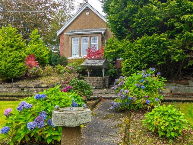 Bungalow for sale in Westermains, Kirkintilloch