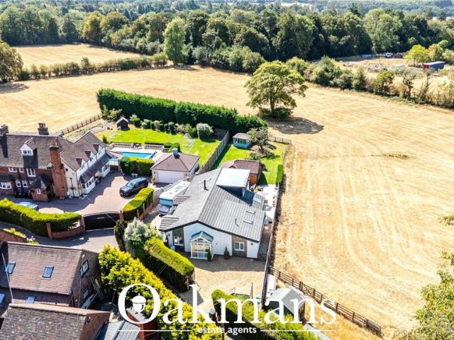 Bungalow for sale in Bromsgrove, Worcestershire