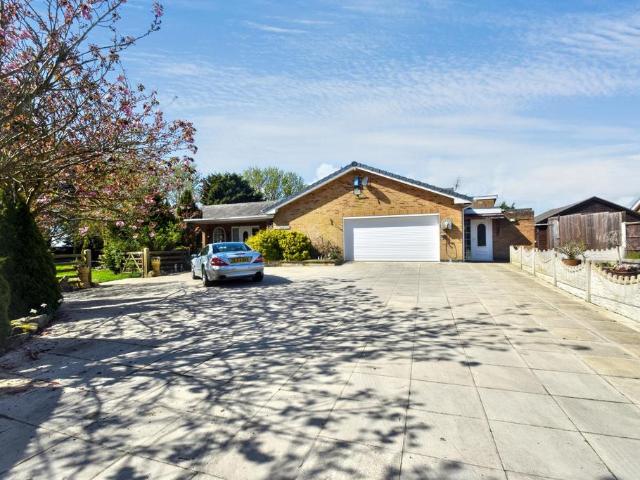 Bungalow for sale in Chapel St. Leonards, Belleau