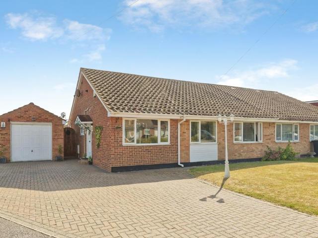 Bungalow for sale in Monkton, Acol