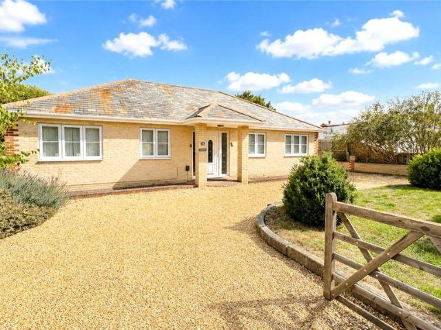 Bungalow for sale in Arrington, Cambridgeshire