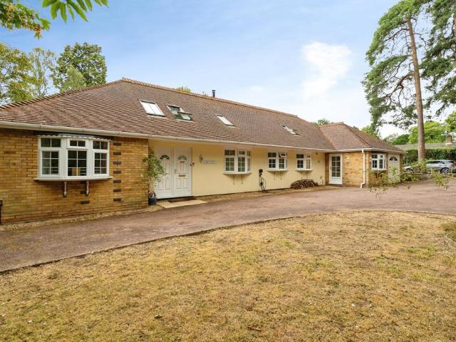 Bungalow for sale in Wroxham, Crostwick