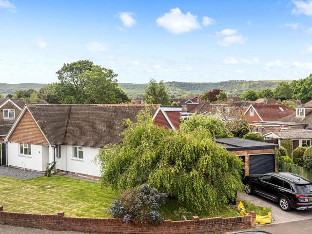 Bungalow for sale in Perryfields, West Sussex