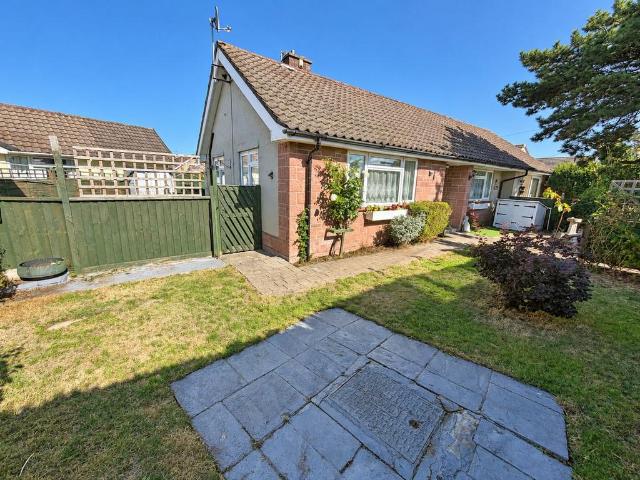Bungalow for sale in Burnham-on-Sea and Highbridge, Highbridge
