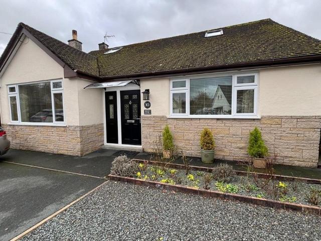 Bungalow for sale in Sandylands, Flookburgh