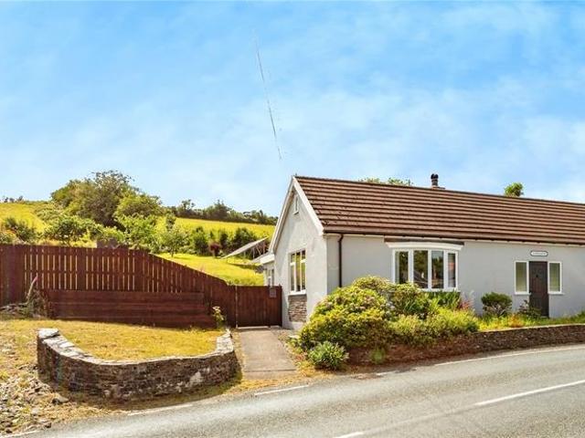 Bungalow for sale in Cribyn, Wales