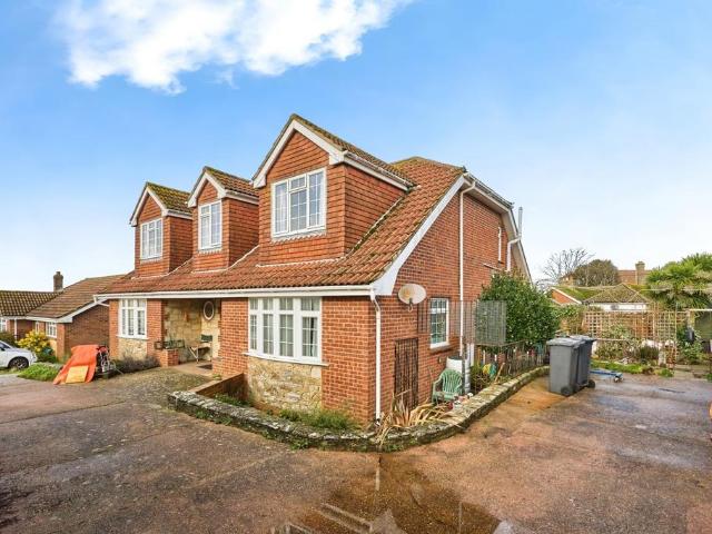 Bungalow for sale in East Cowes, Isle Of Wight
