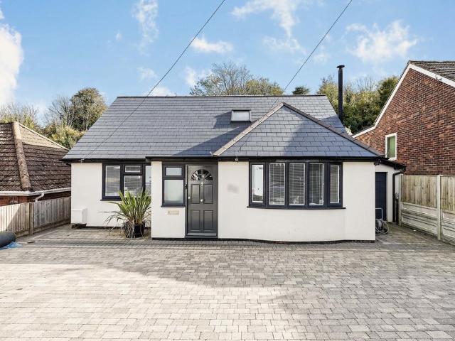 Bungalow for sale in River, Ash