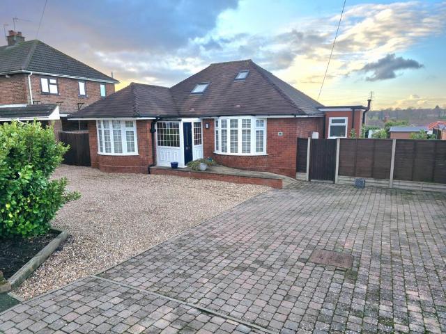 Bungalow for sale in Bedworth Heath, Camp Hill