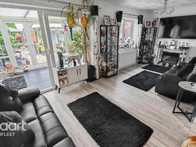 Bungalow for sale in Leigh Beck, Essex