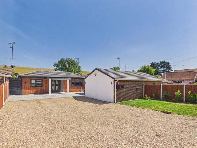Bungalow for sale