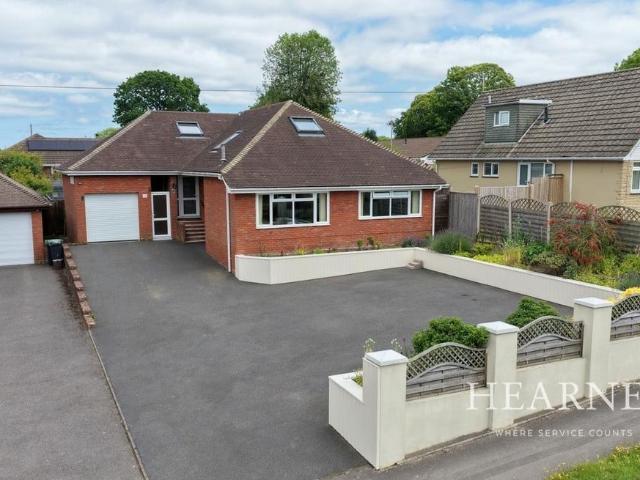 Bungalow for sale in Tricketts Cross, Ferndown