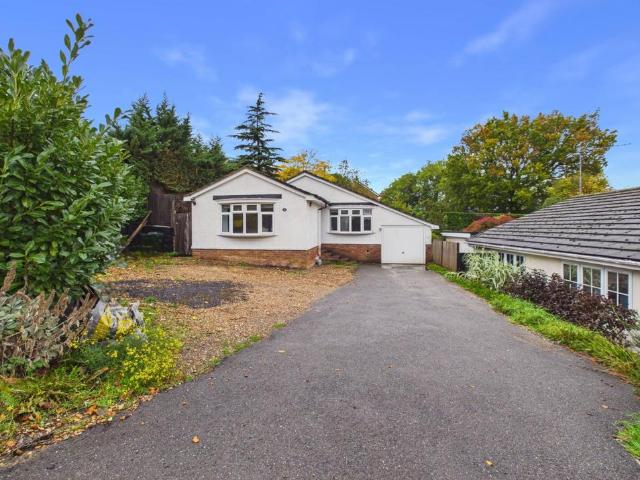 Bungalow for sale in Pond Park, Chesham