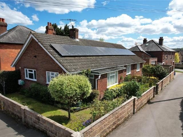 Bungalow for sale in Fole, Surrey