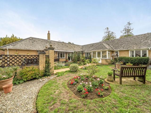 Bungalow for sale in Willington, Bedford