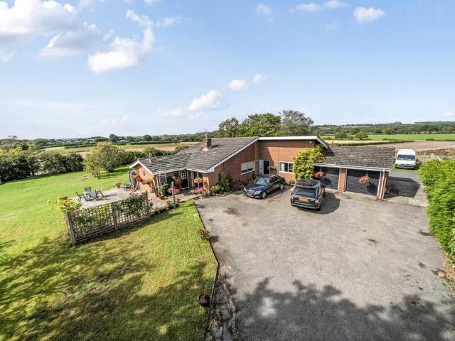 Bungalow for sale in Bolton Low Houses, Hampshire