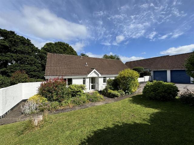 Bungalow for sale in Weir Quay, Devon