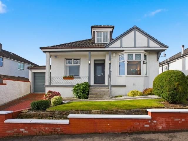 Bungalow for sale in King's Park, Scotland