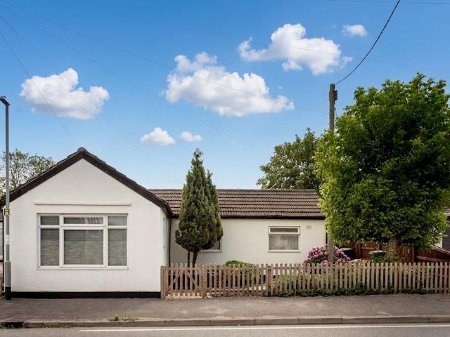 Bungalow for sale in Holywell-cum-Needingworth, Huntingdon