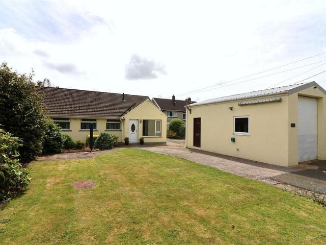 Bungalow for sale in Camrose, Wales