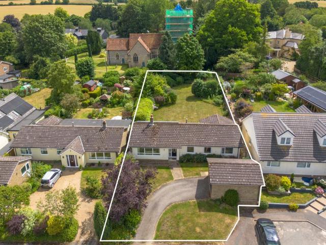 Bungalow for sale in Duton Hill, Essex