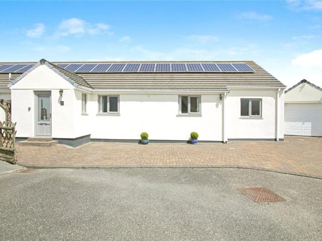 Bungalow for sale in Busveal, Cornwall