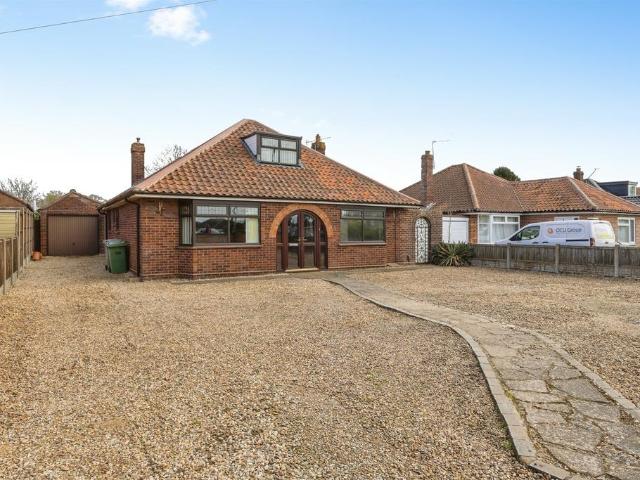 Bungalow for sale in Hellesdon, Broadland