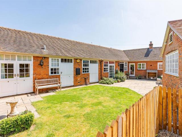 Bungalow for sale in King's Walden, Hertfordshire
