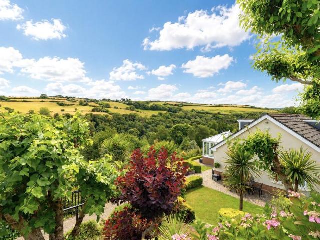 Bungalow for sale in Lynton and Lynmouth, Kentisbury