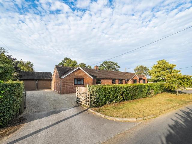 Bungalow for sale in Poulshot, Wiltshire