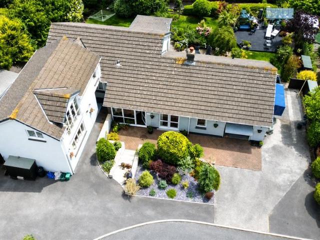 Bungalow for sale in Jeffreyston