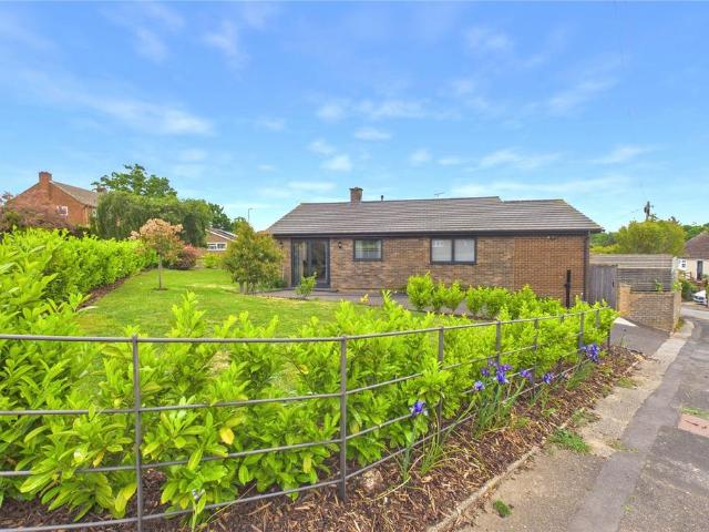 Bungalow for sale in Drybridge Hill, Eastbridge
