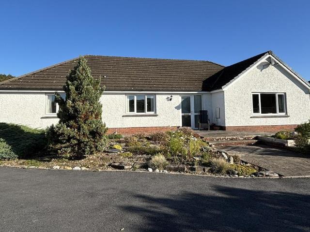 Bungalow for sale in Cynwyl Gaeo, Wales