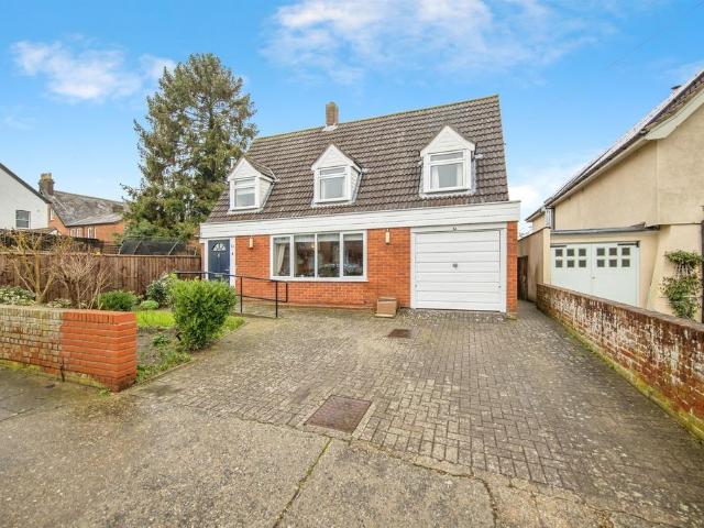 Bungalow for sale in The Dales, Key Street