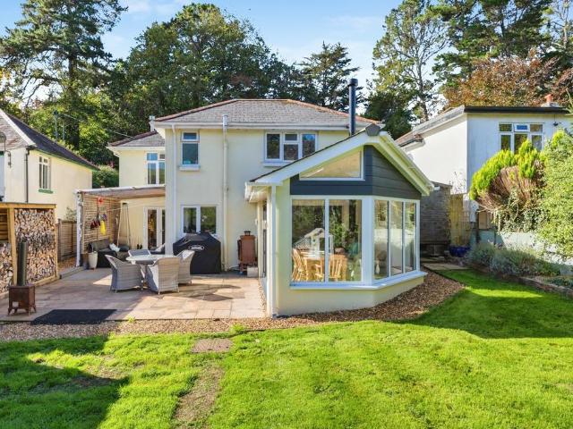 Bungalow for sale in Follaton, Strode