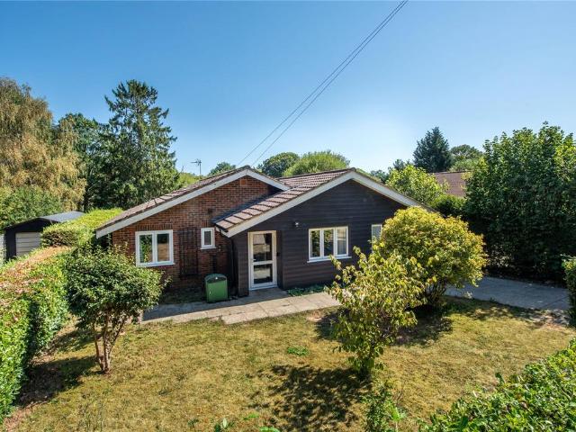 Bungalow for sale in Leigh, Pachesham Park