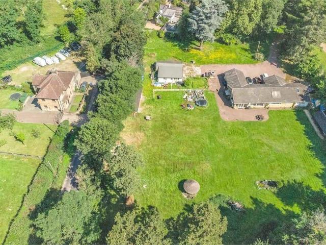 Bungalow for sale in Iver, Iver Heath