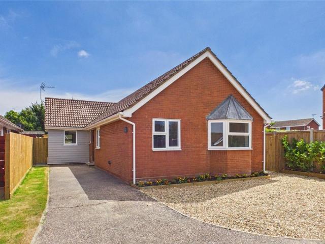 Bungalow for sale in Felixstowe, Eastbridge