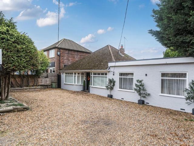 Bungalow for sale in Helford, Hampshire