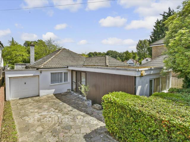 Bungalow for sale in London Borough of Croydon, Greater London
