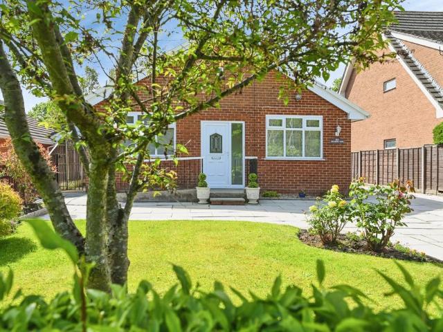 Bungalow for sale in Hood Manor, Warrington