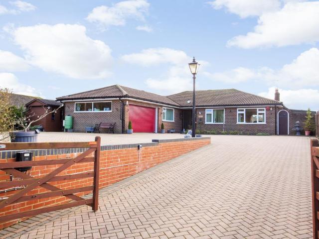 Bungalow for sale in Upper Harbledown, The Bridge