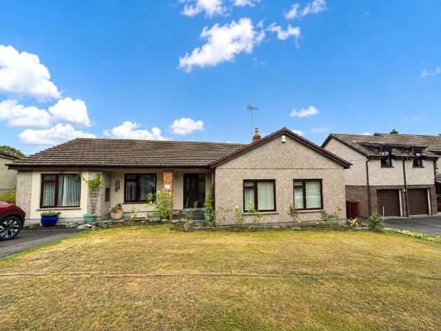 Bungalow for sale in Yeolmbridge, Cornwall
