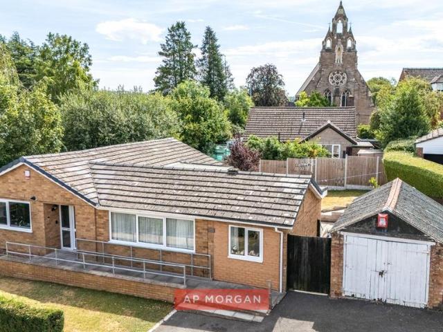 Bungalow for sale in Bromsgrove