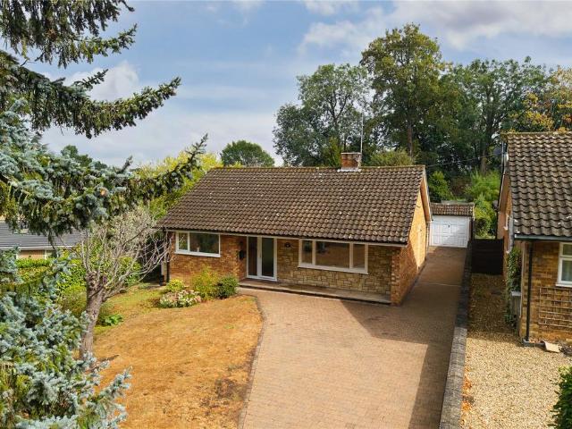 Bungalow for sale in Bedford