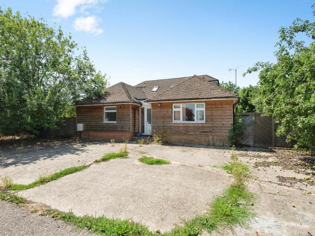 Bungalow for sale in Lower Stondon, Bedfordshire