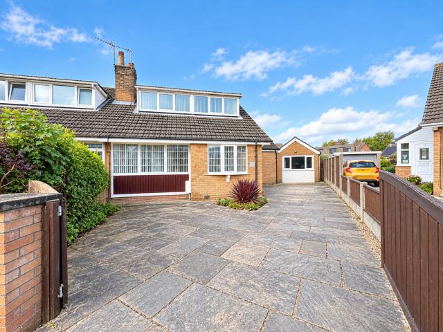 Bungalow for sale in Cabus, Lancashire