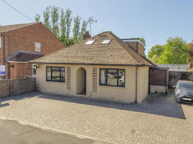 Bungalow for sale in Sandown Park, Kent